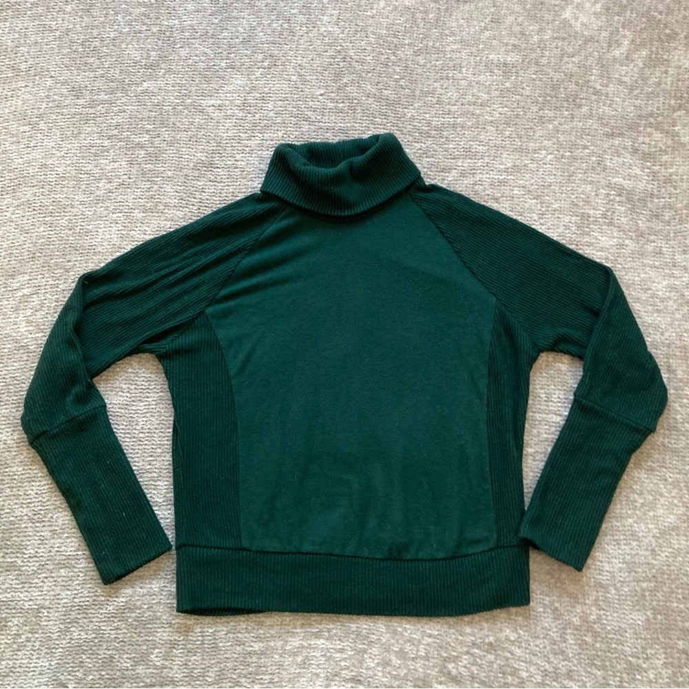 Evereve Ivy Ribbed‎ Long Sleeve Sweater Size Small Dolman Sleeve Classic Modern